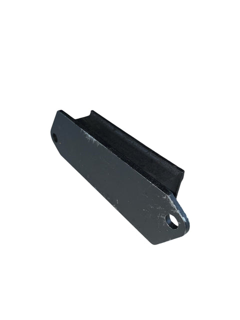 Support moteur avant (1 par moteur) (UR19203)